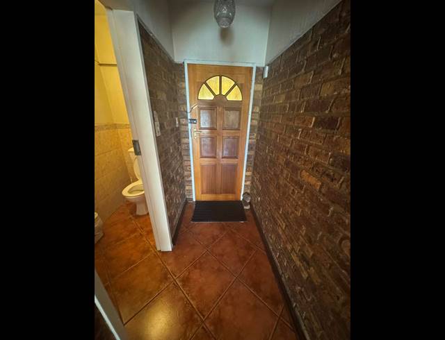 3 BEDROOM TOWNHOUSE FOR SALE IN CLUBVILLE